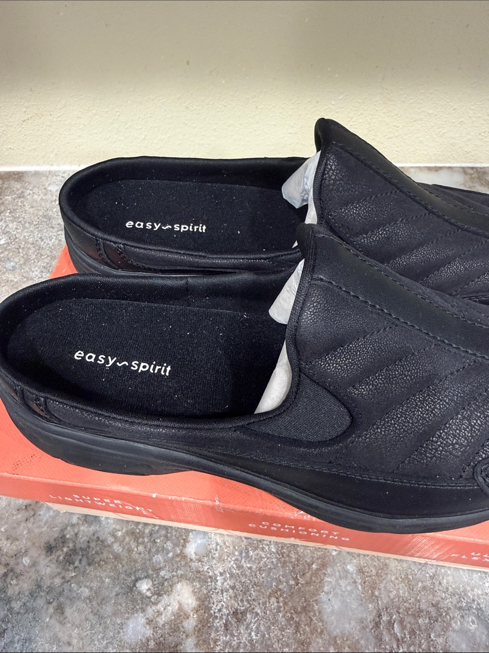 Easy Spirit Black Slip-On Flats - Picture 3 of 4